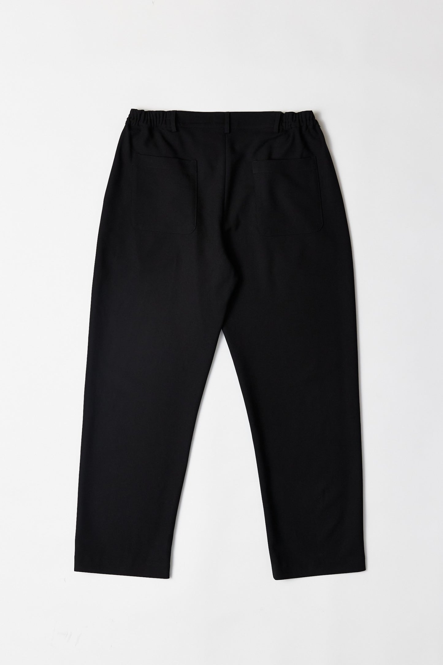 Pantalón negro relaxed fit